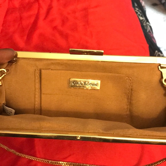 Giani Bernini Gold Clutch - Picture 5 of 7